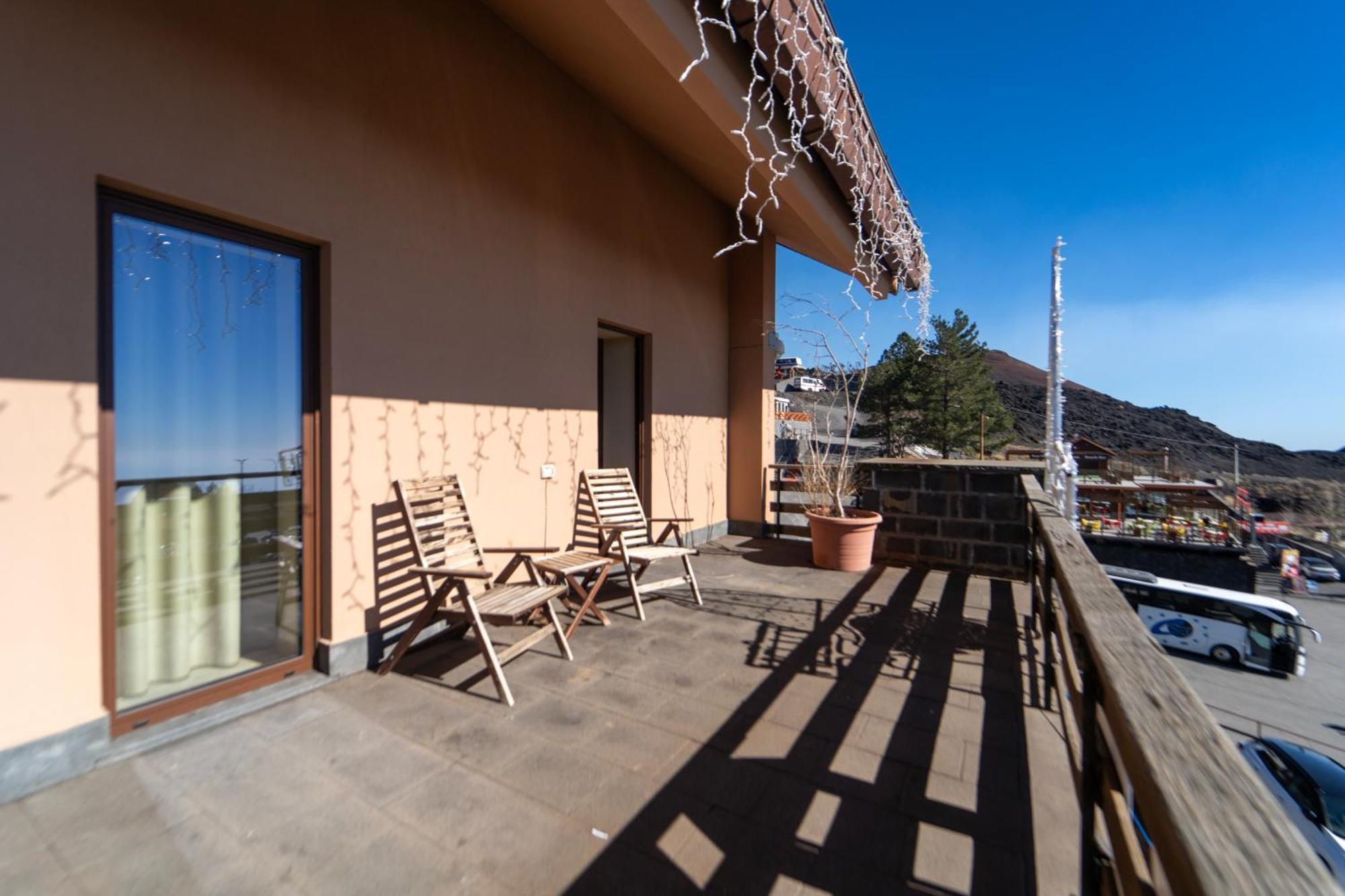 Rifugio Sapienza Hotel Nicolosi Bagian luar foto