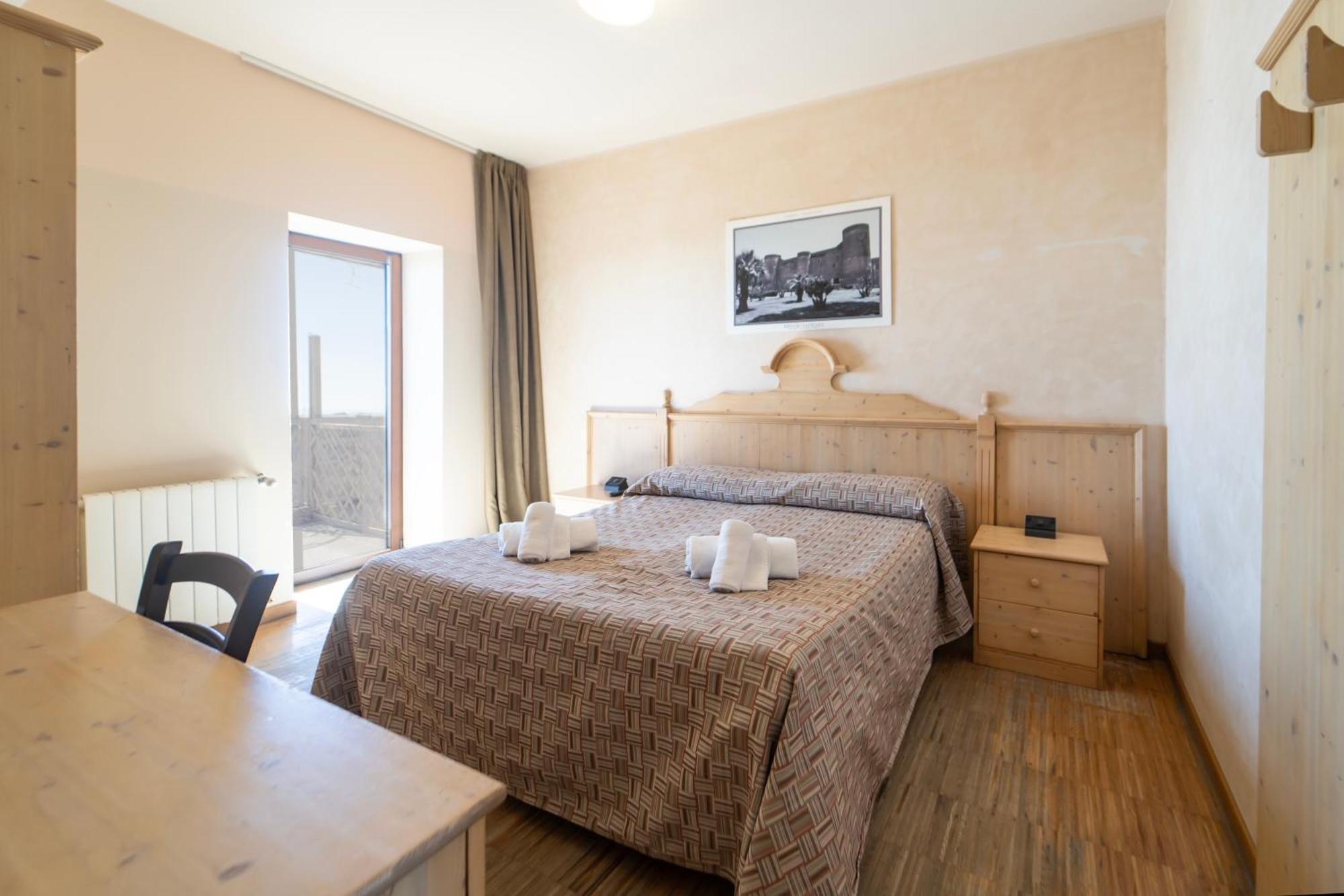 Rifugio Sapienza Hotel Nicolosi Bagian luar foto